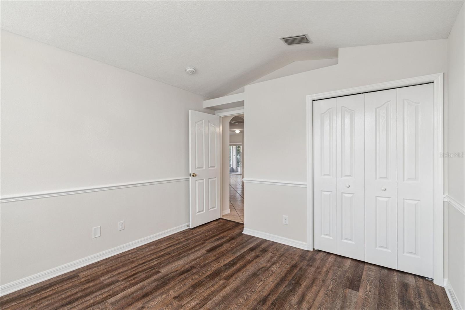 Image 32 of 57 For 2515 Leroy Street