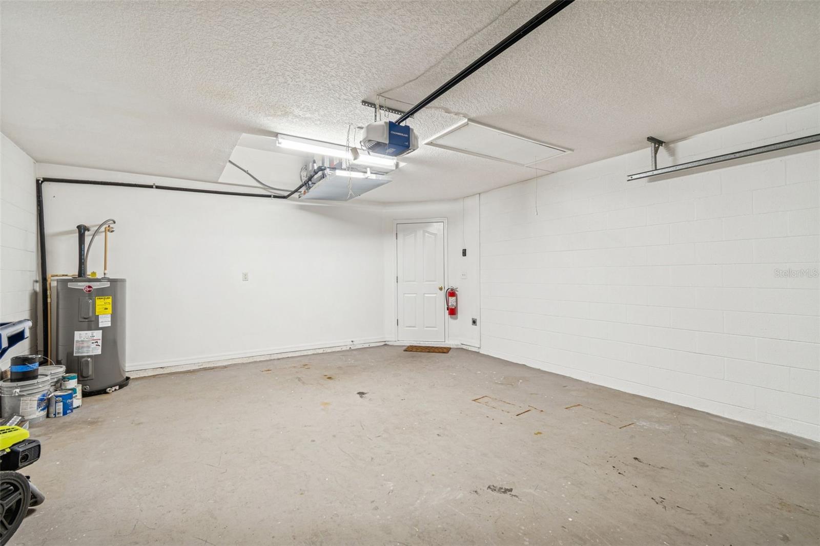 Image 40 of 57 For 2515 Leroy Street