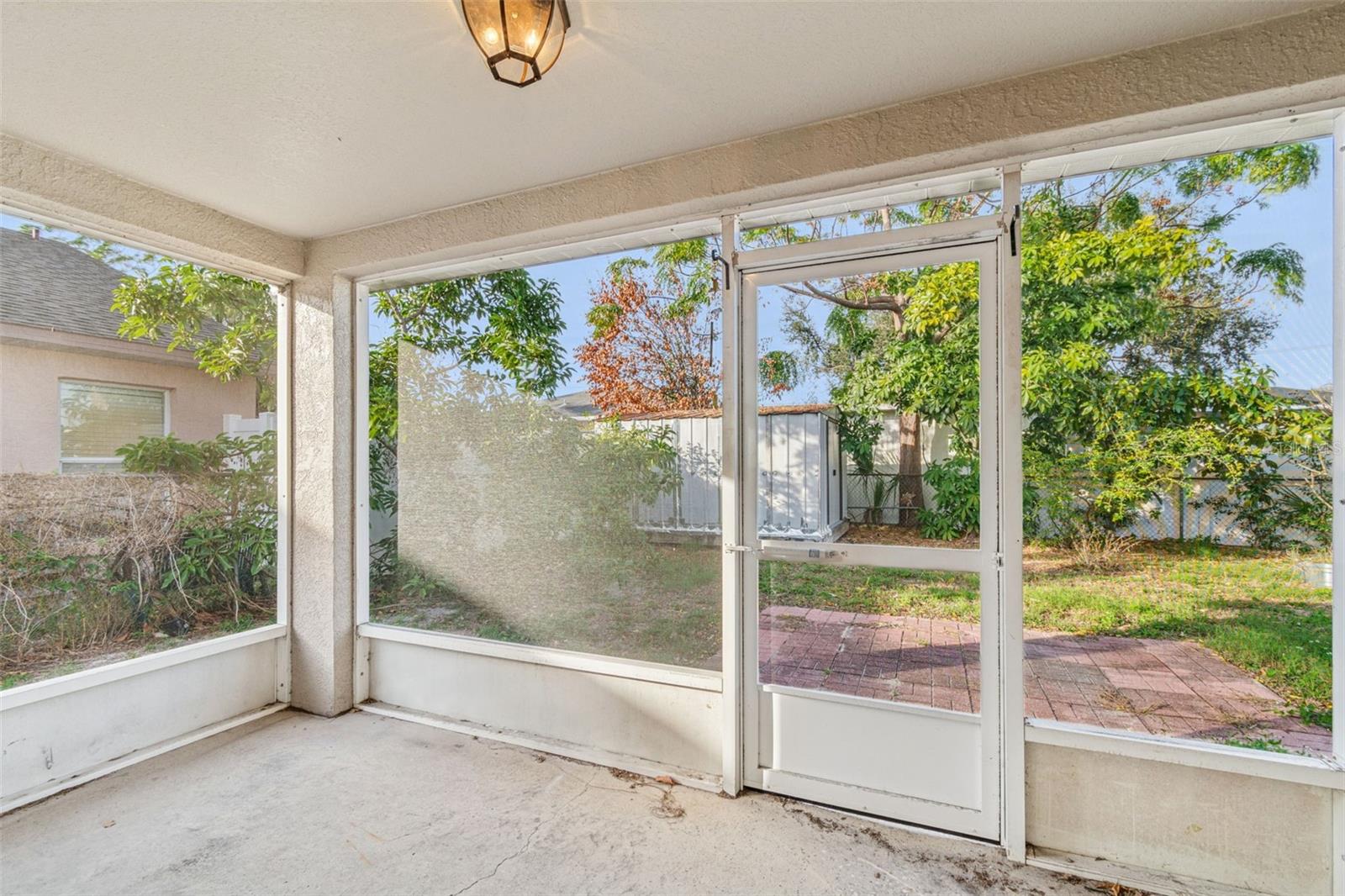 Image 41 of 57 For 2515 Leroy Street