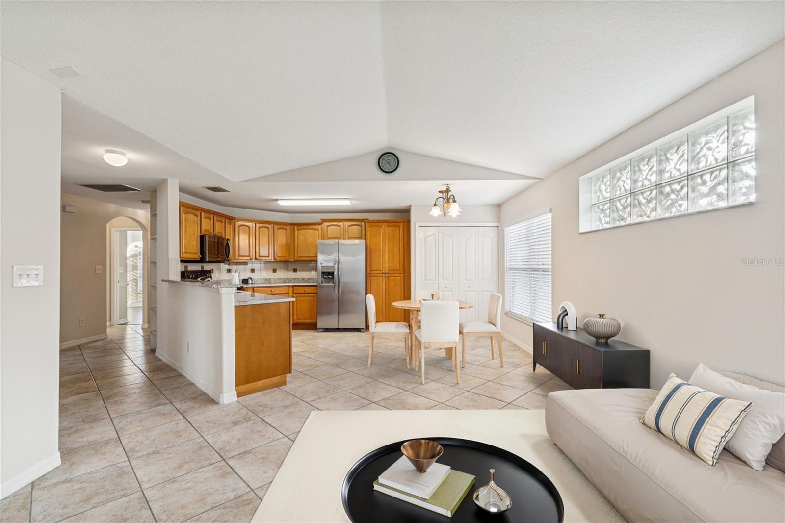 Image 8 of 57 For 2515 Leroy Street