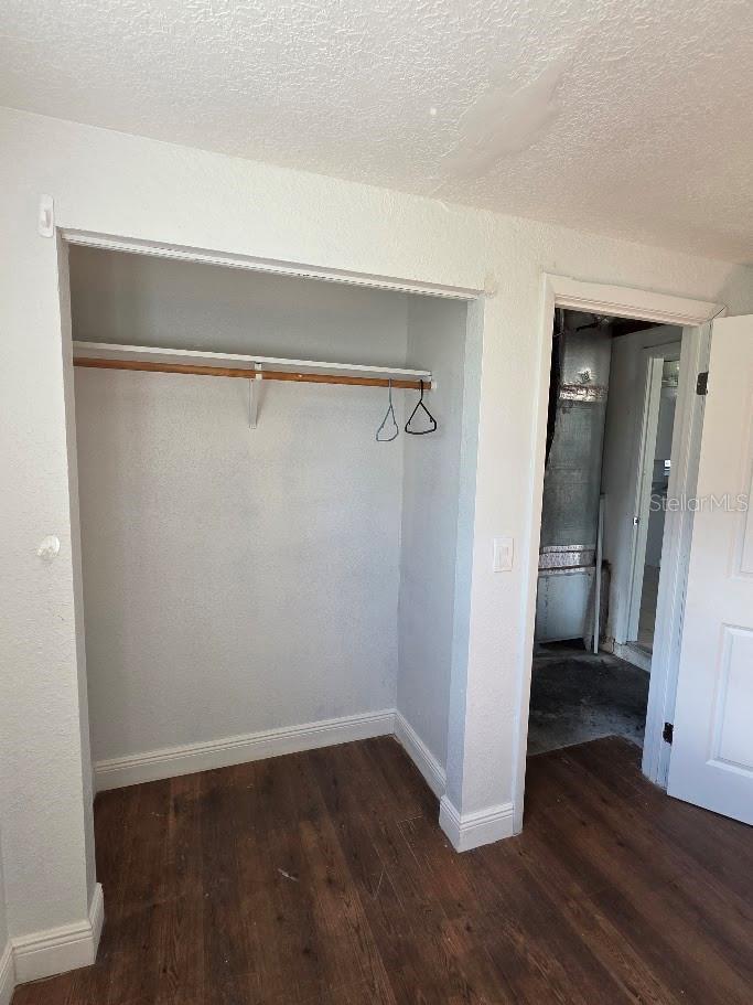 Listing photo id 11 for 10803 Hyssop Street