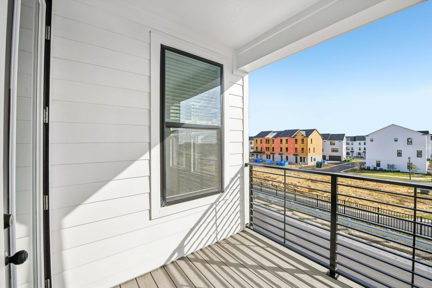 Image 19 of 42 For 15351 Hamlin Park Drive