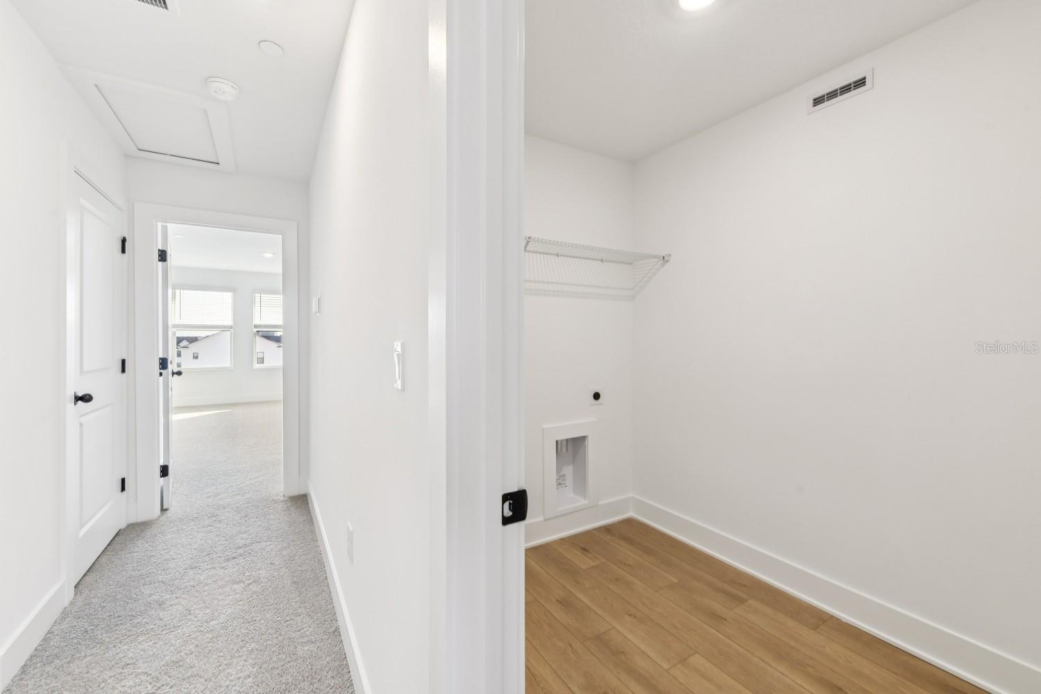 Image 22 of 42 For 15351 Hamlin Park Drive