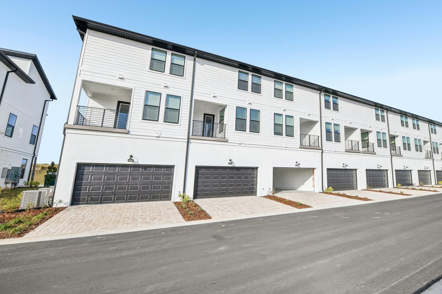 Image 38 of 42 For 15351 Hamlin Park Drive