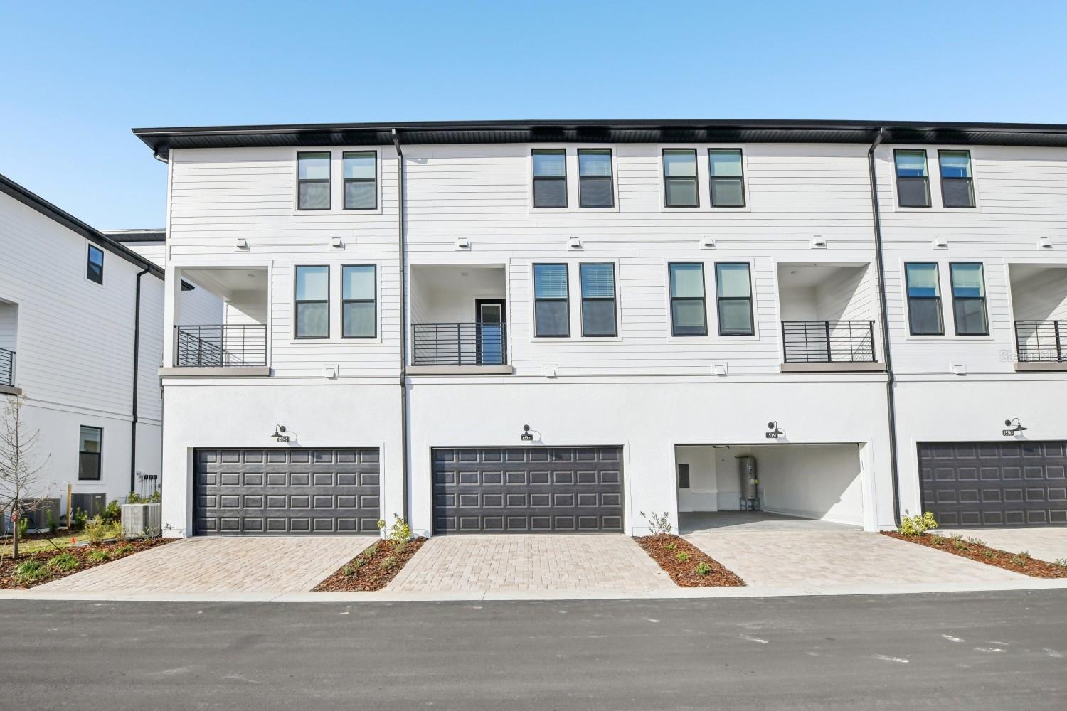 Image 39 of 42 For 15351 Hamlin Park Drive