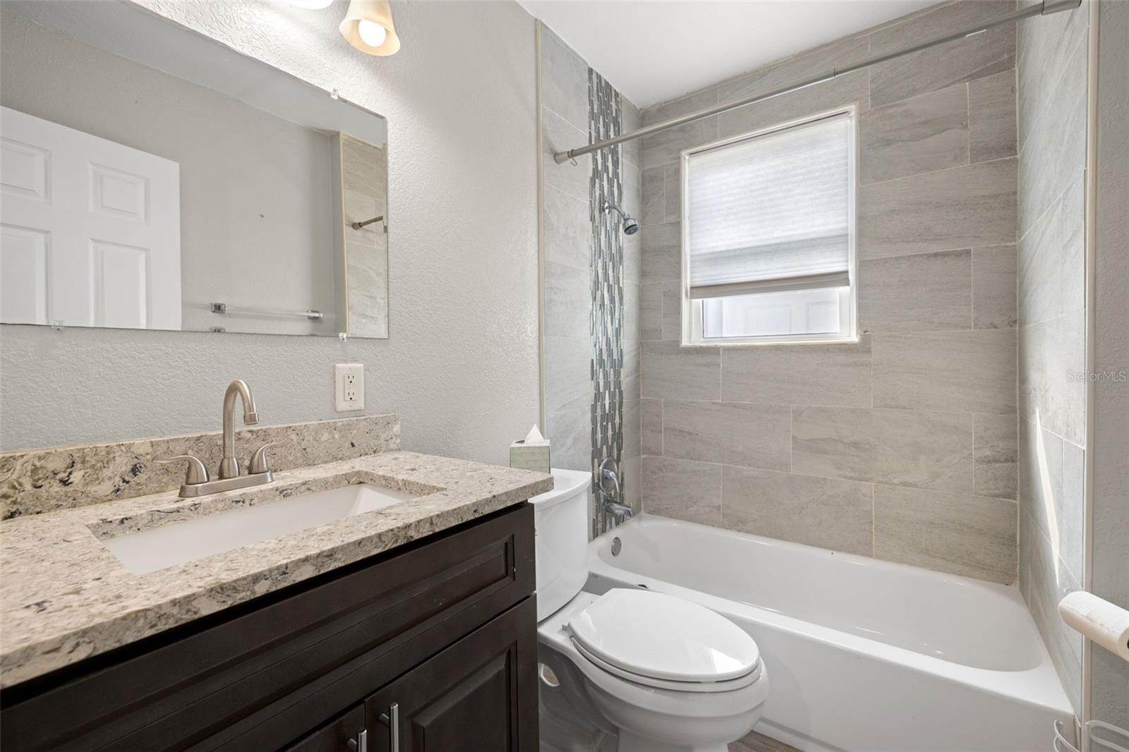 Image 20 of 38 For 203 Emma Street