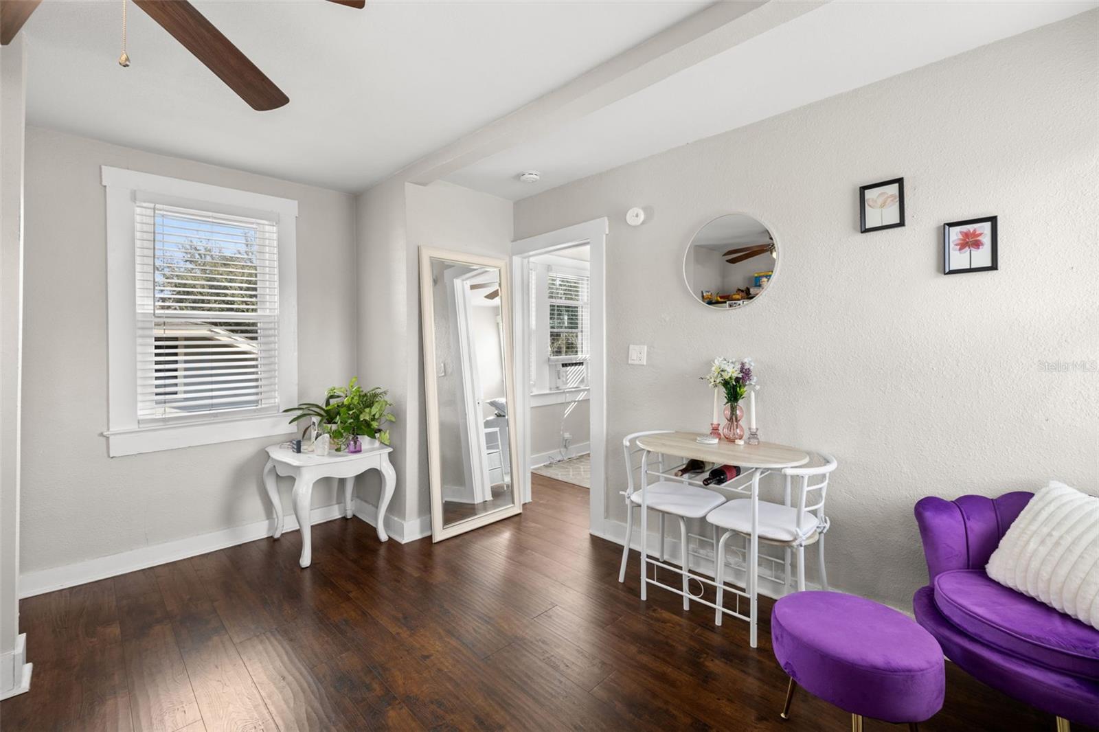 Image 26 of 38 For 203 Emma Street