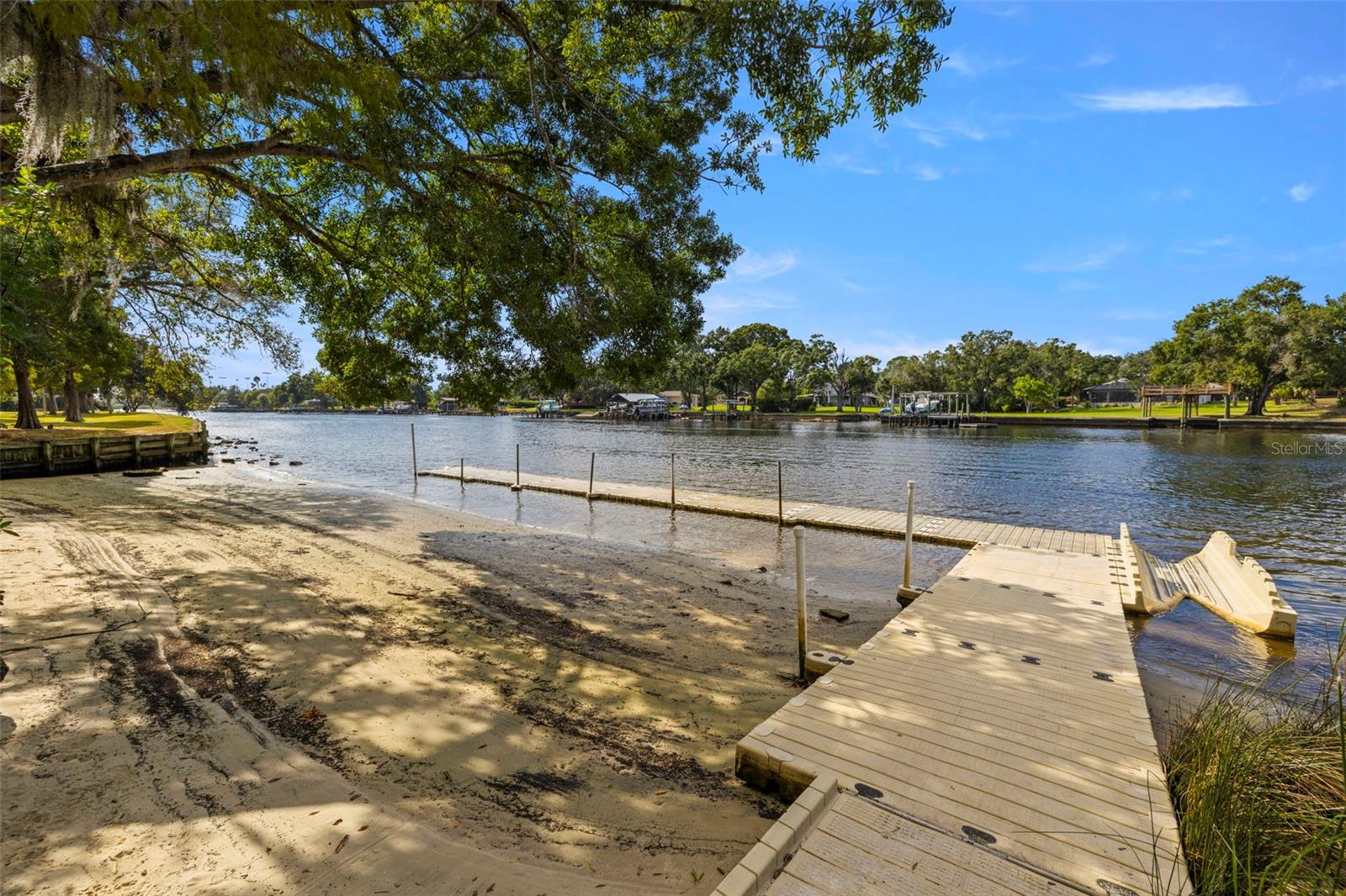 Image 38 of 38 For 203 Emma Street