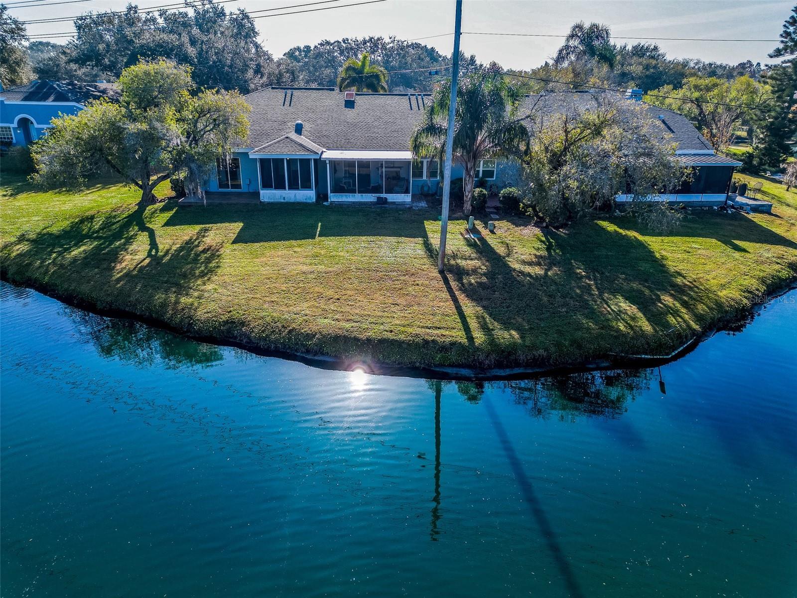 Image 42 of 49 For 17 Penzance Court