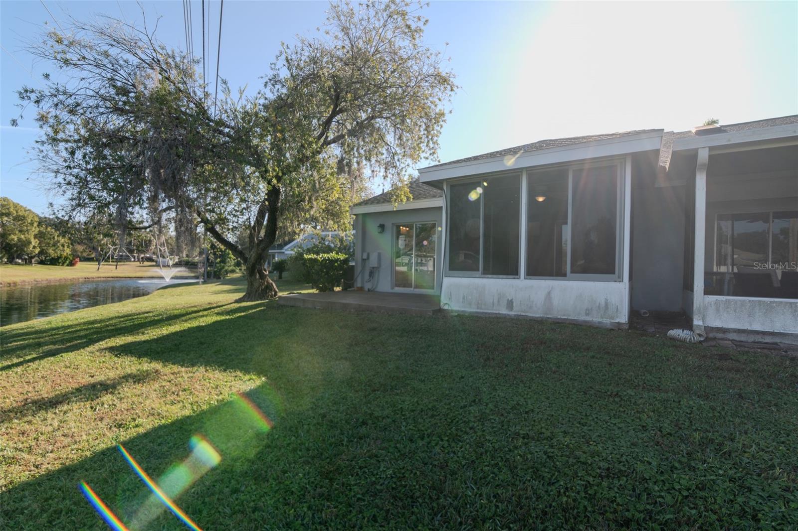 Image 6 of 49 For 17 Penzance Court