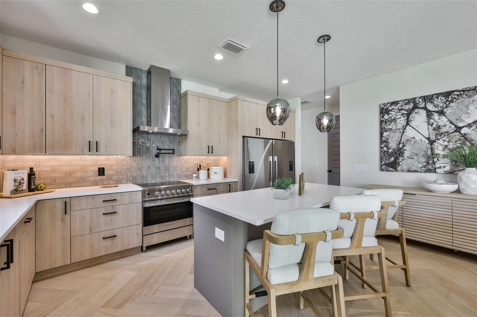 Image 20 of 63 For 5610 Sheridan Road