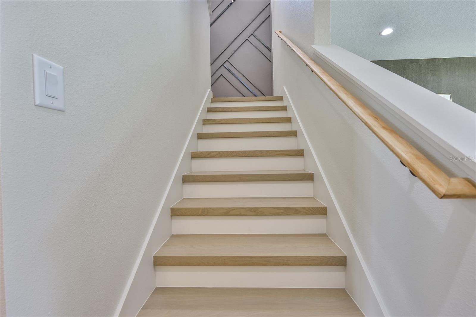 Image 37 of 63 For 5610 Sheridan Road