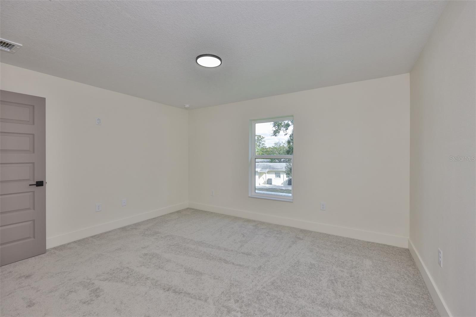 Image 60 of 63 For 5610 Sheridan Road