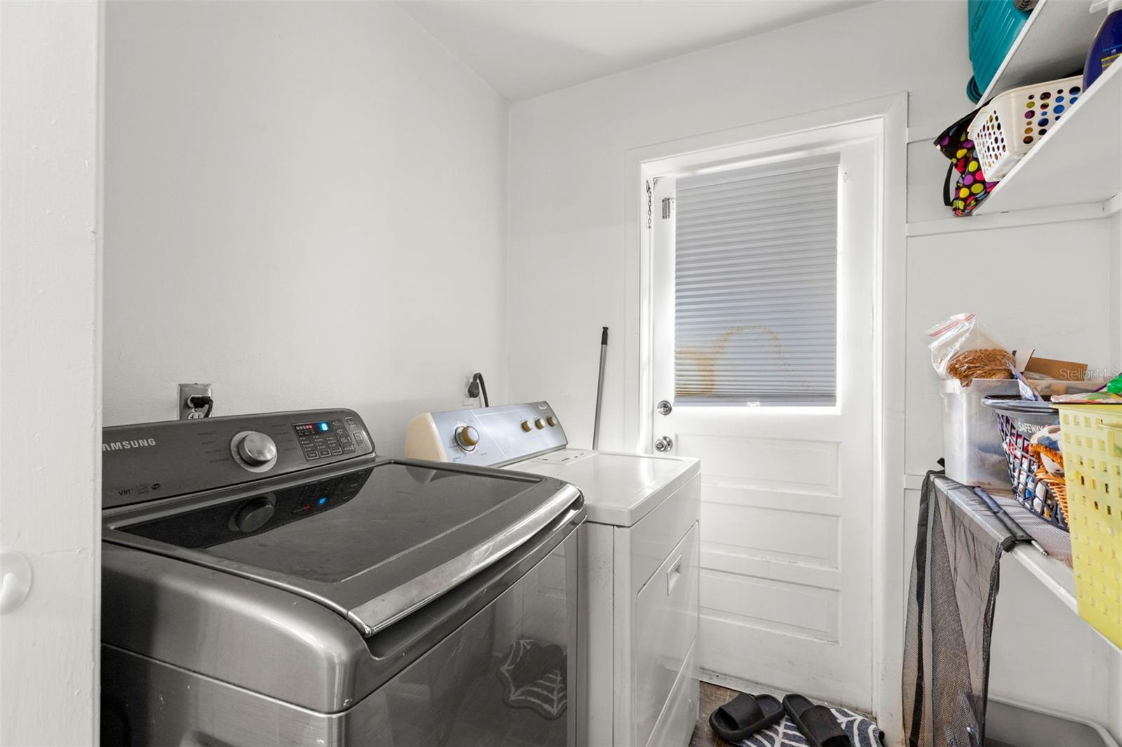 Image 14 of 28 For 747 Heritage Lane