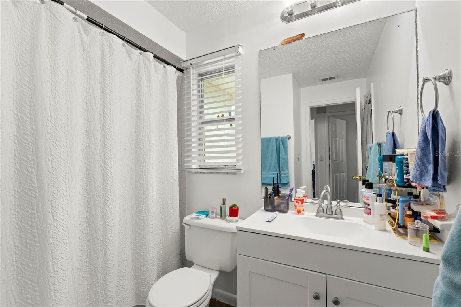 Image 16 of 28 For 747 Heritage Lane