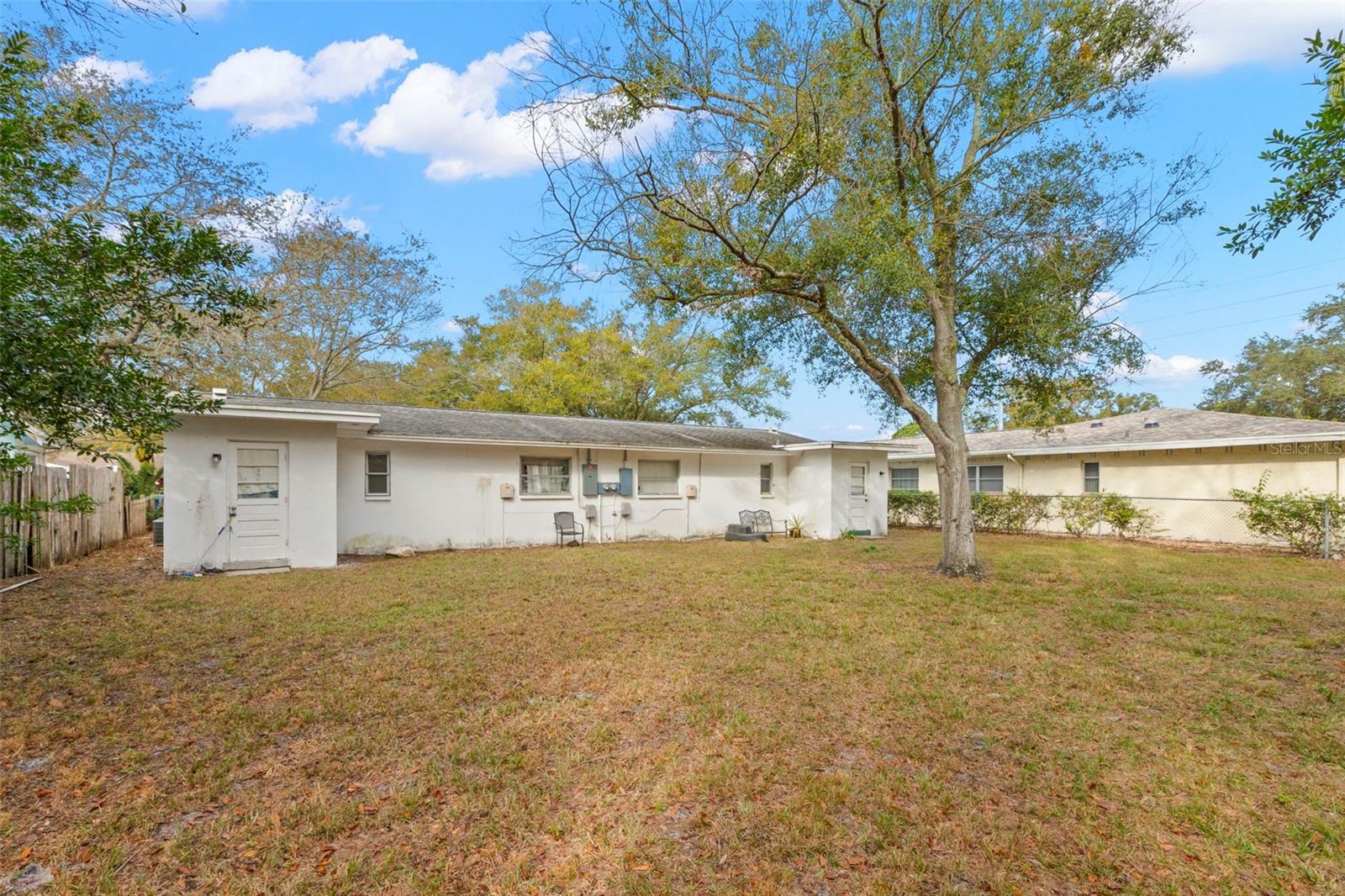 Image 5 of 28 For 747 Heritage Lane