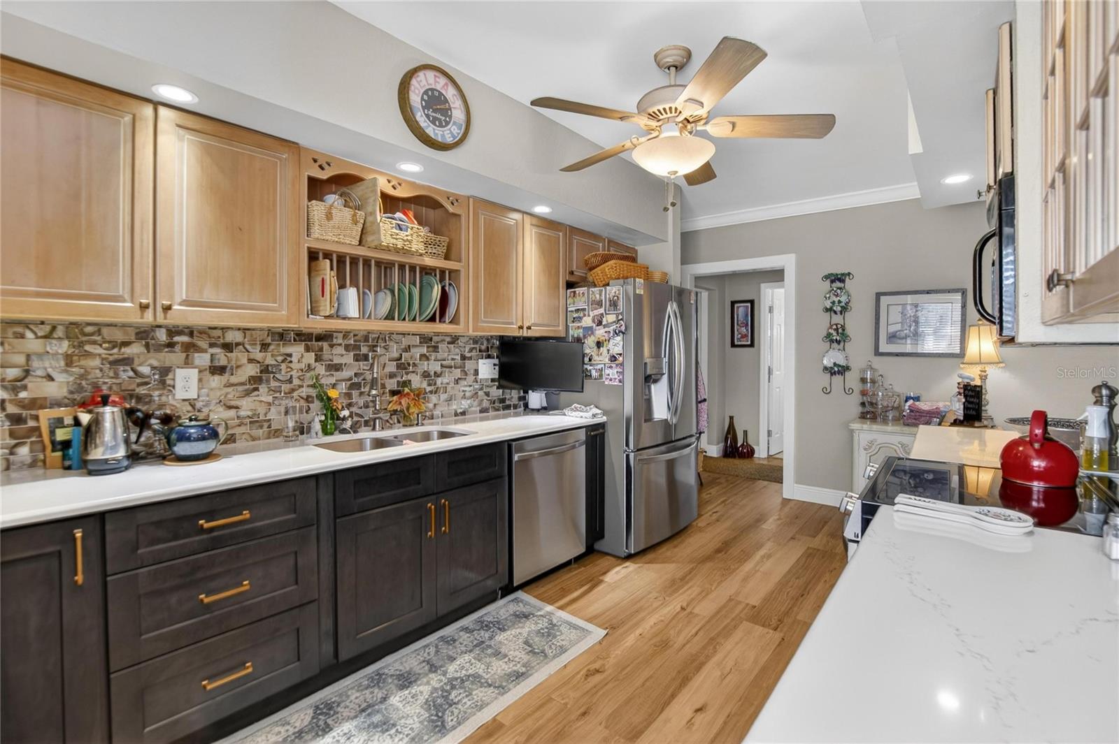 Image 25 of 86 For 6518 Debbie Lane S