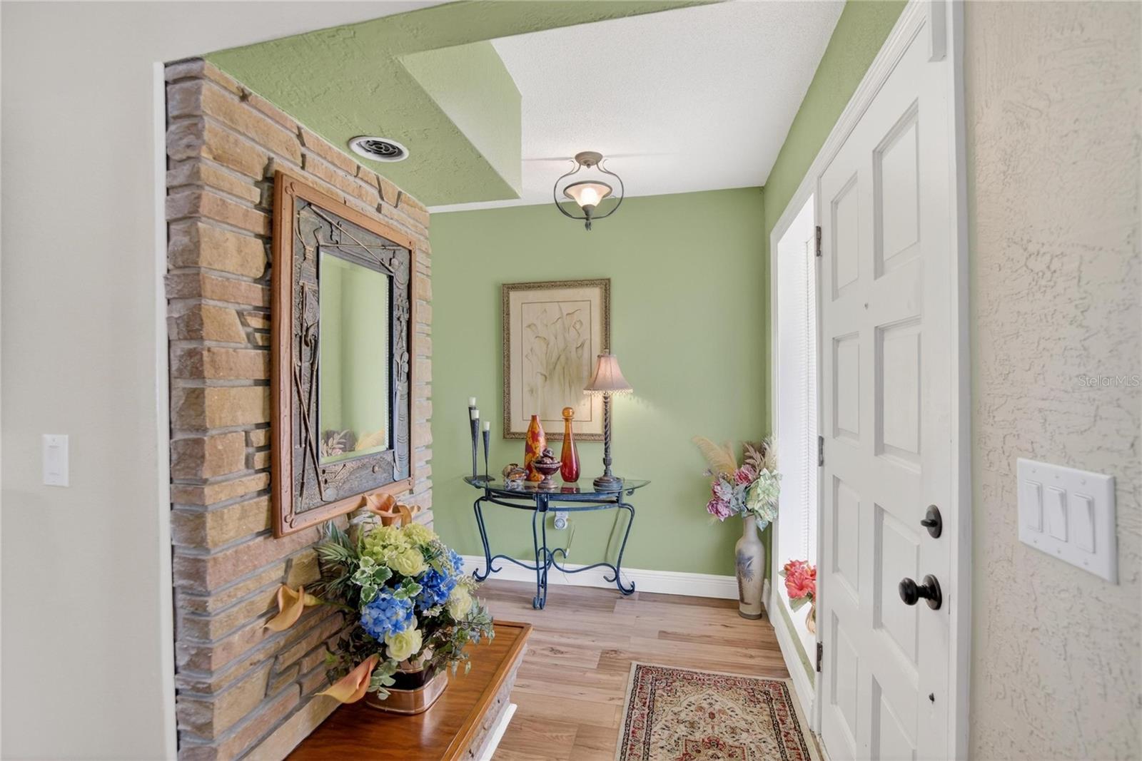 Image 35 of 86 For 6518 Debbie Lane S