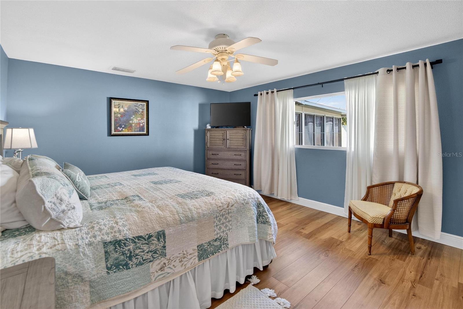 Image 40 of 86 For 6518 Debbie Lane S