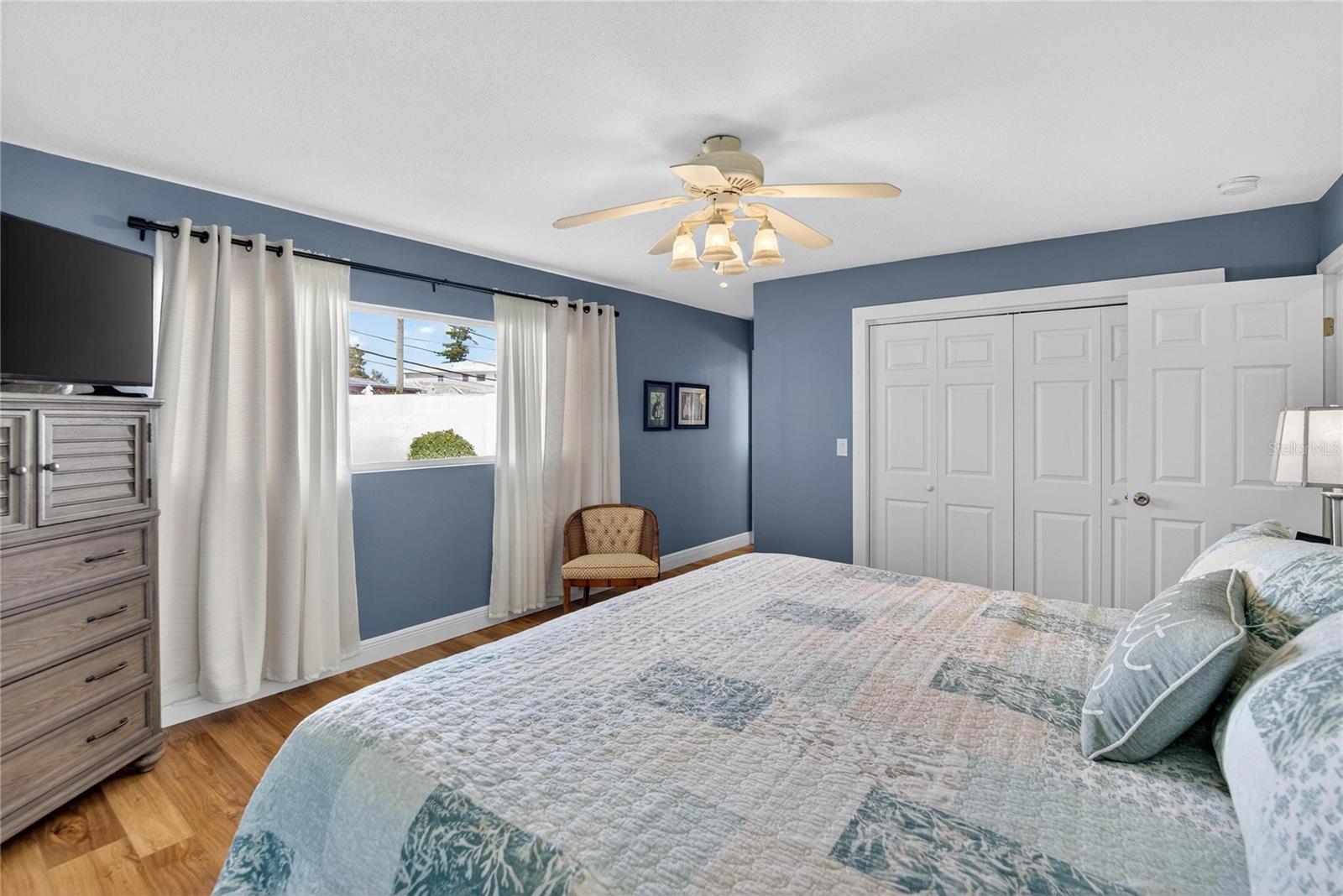 Image 43 of 86 For 6518 Debbie Lane S