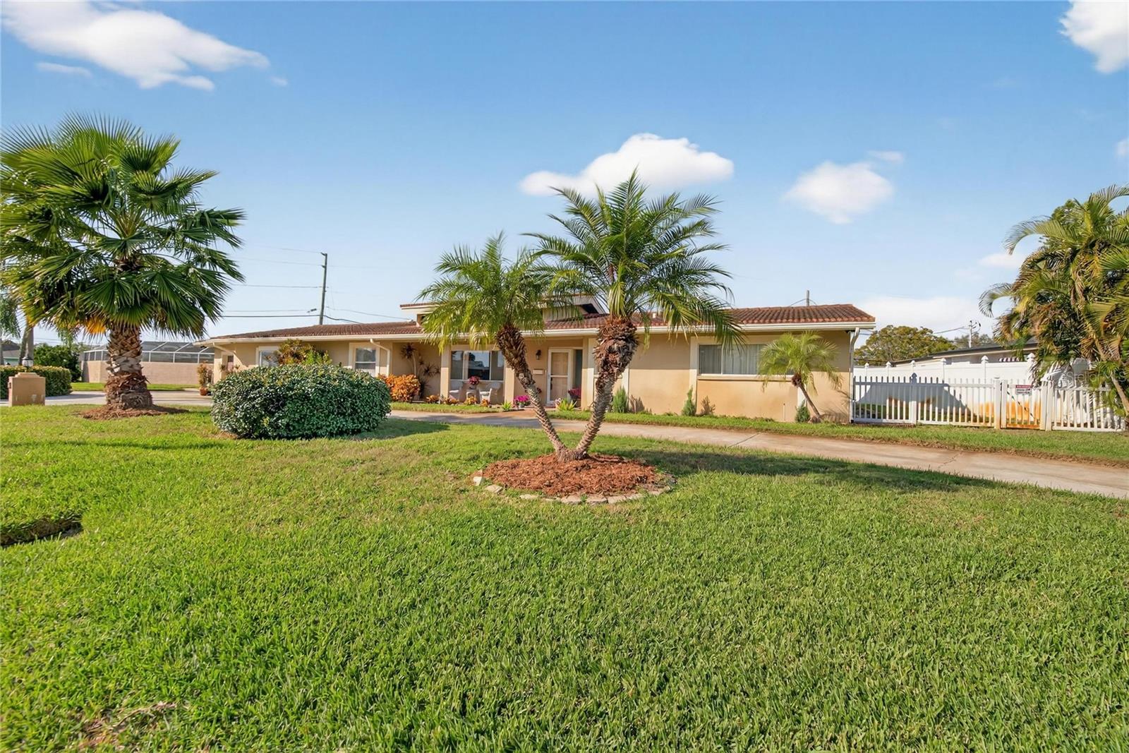 Image 57 of 86 For 6518 Debbie Lane S