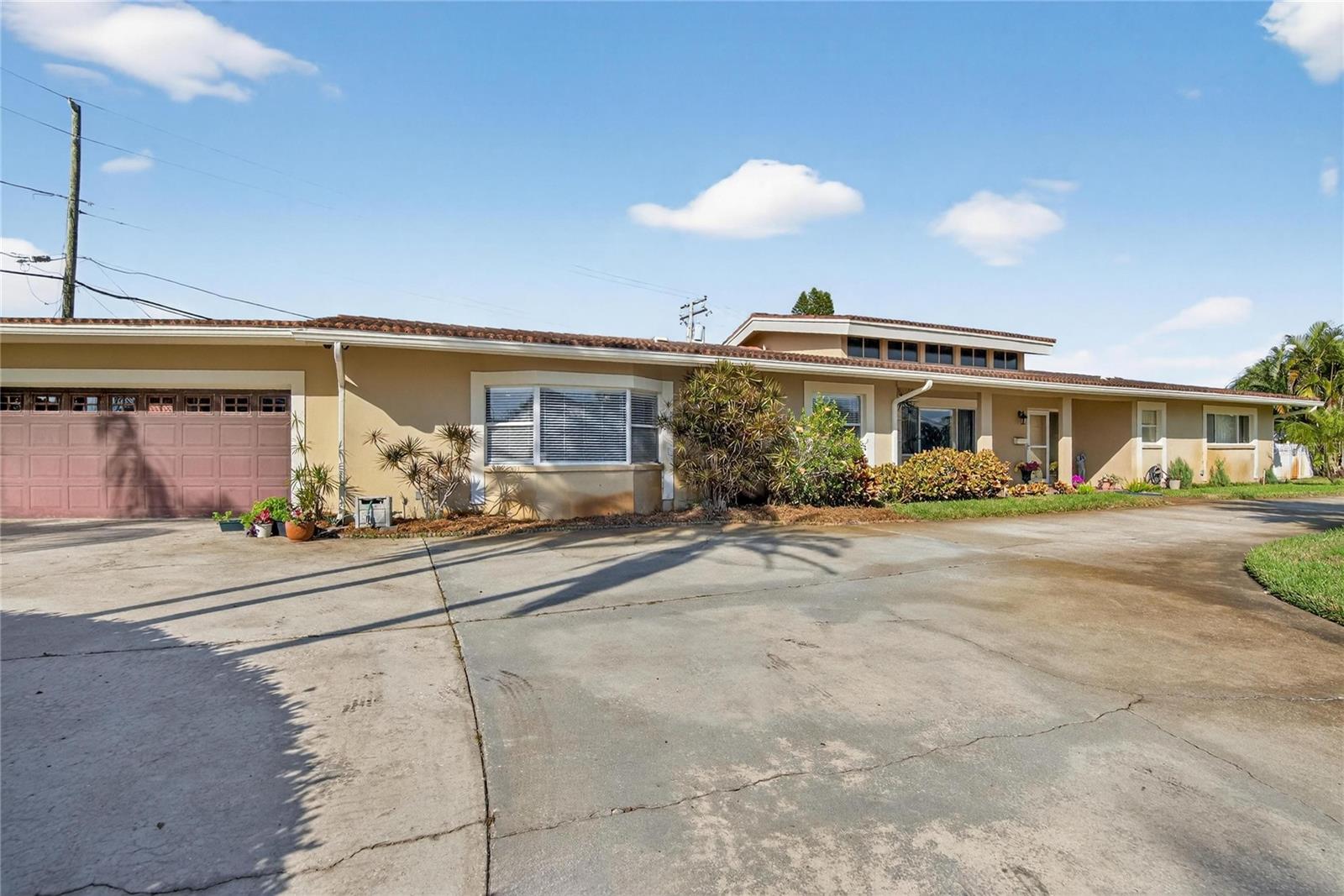 Image 62 of 86 For 6518 Debbie Lane S