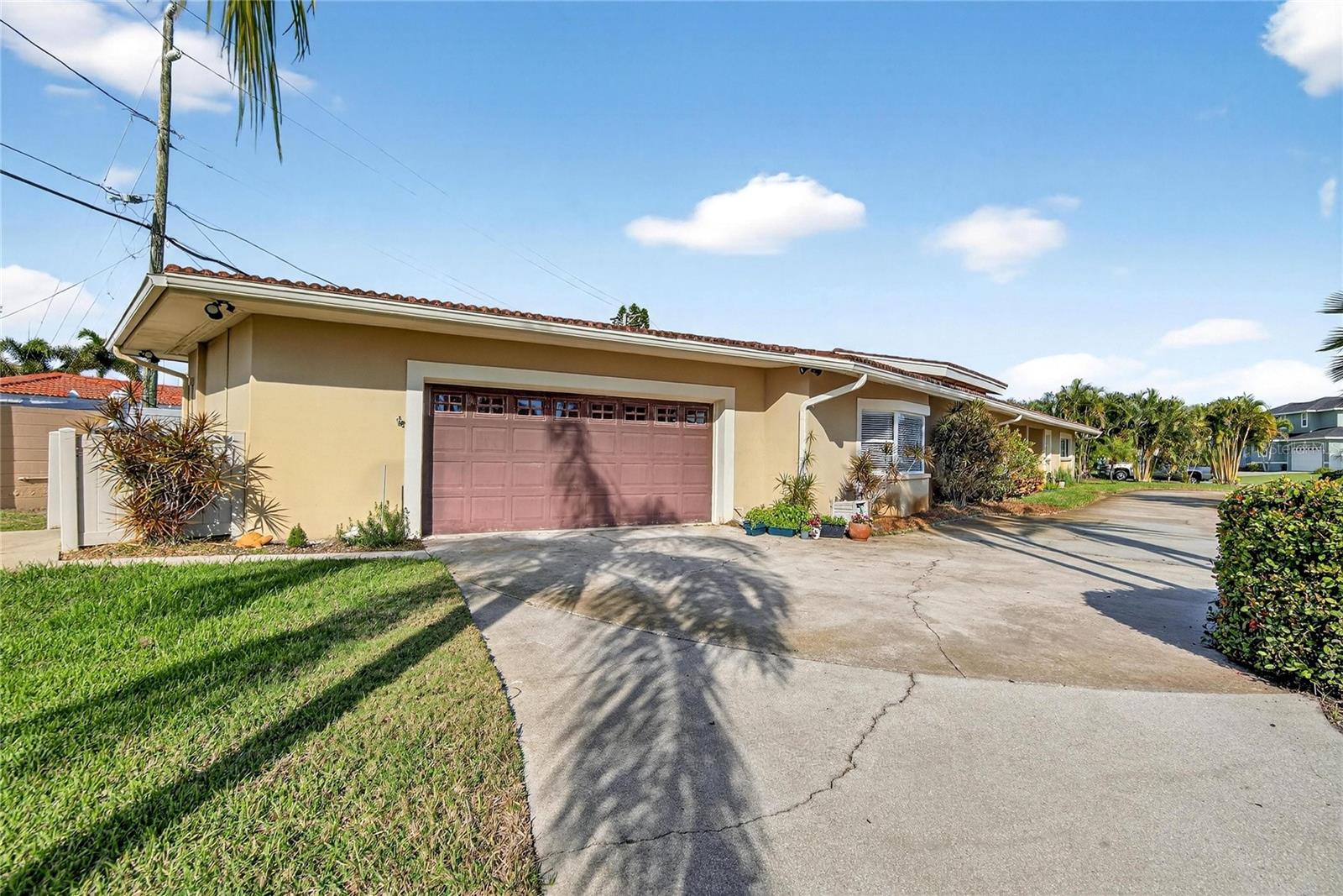 Image 64 of 86 For 6518 Debbie Lane S