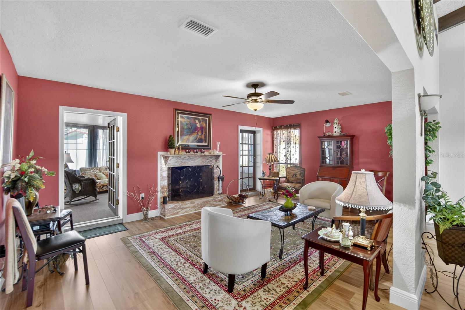 Image 8 of 86 For 6518 Debbie Lane S