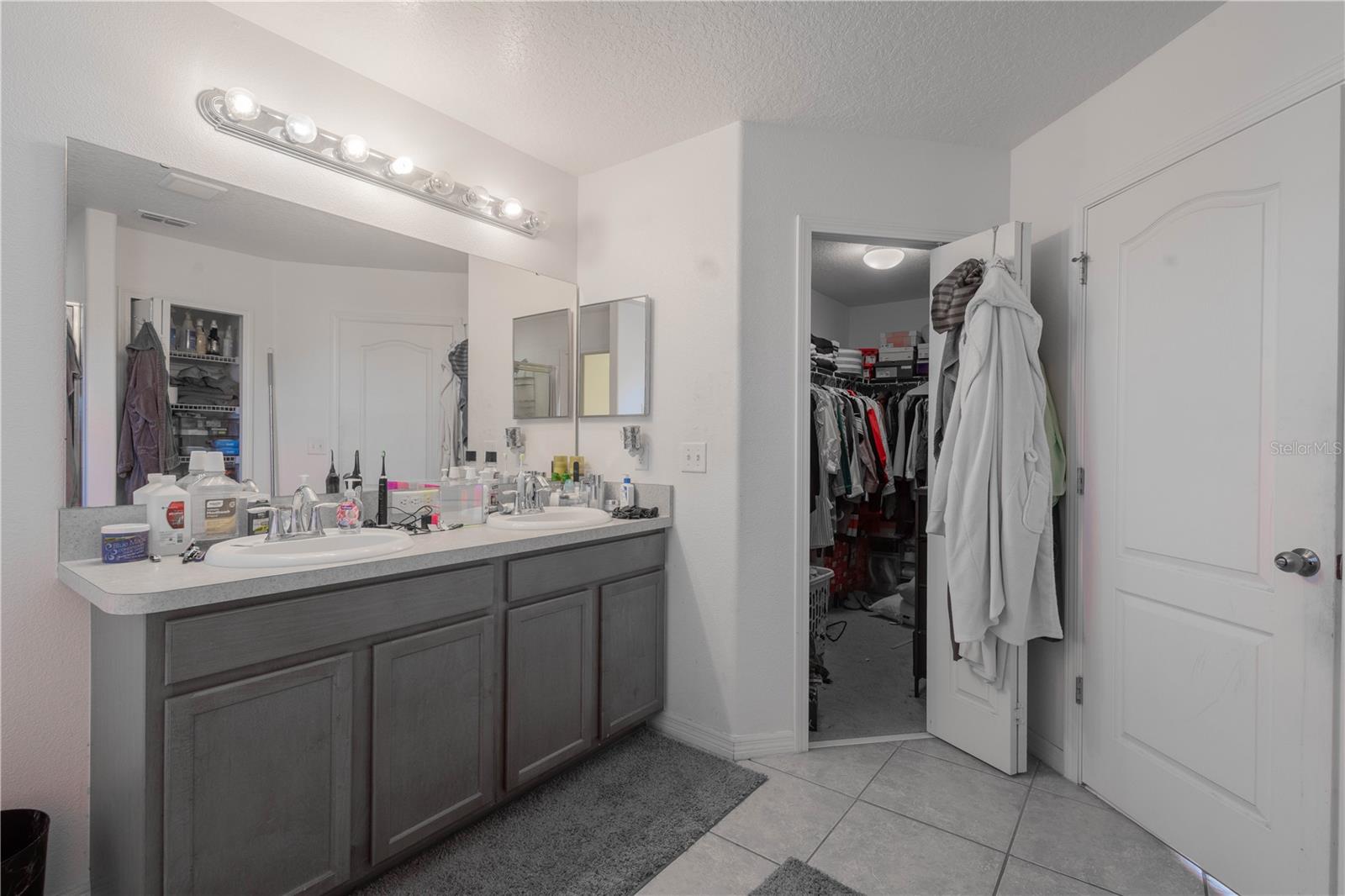 Image 34 of 41 For 509 Bella Rosa Circle