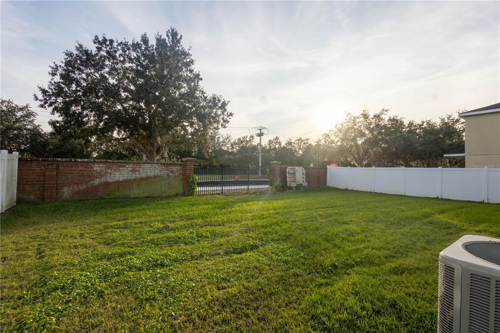 Image 38 of 41 For 509 Bella Rosa Circle