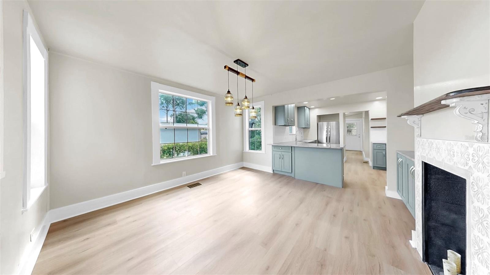 Image 6 of 20 For 1005 45th Street W