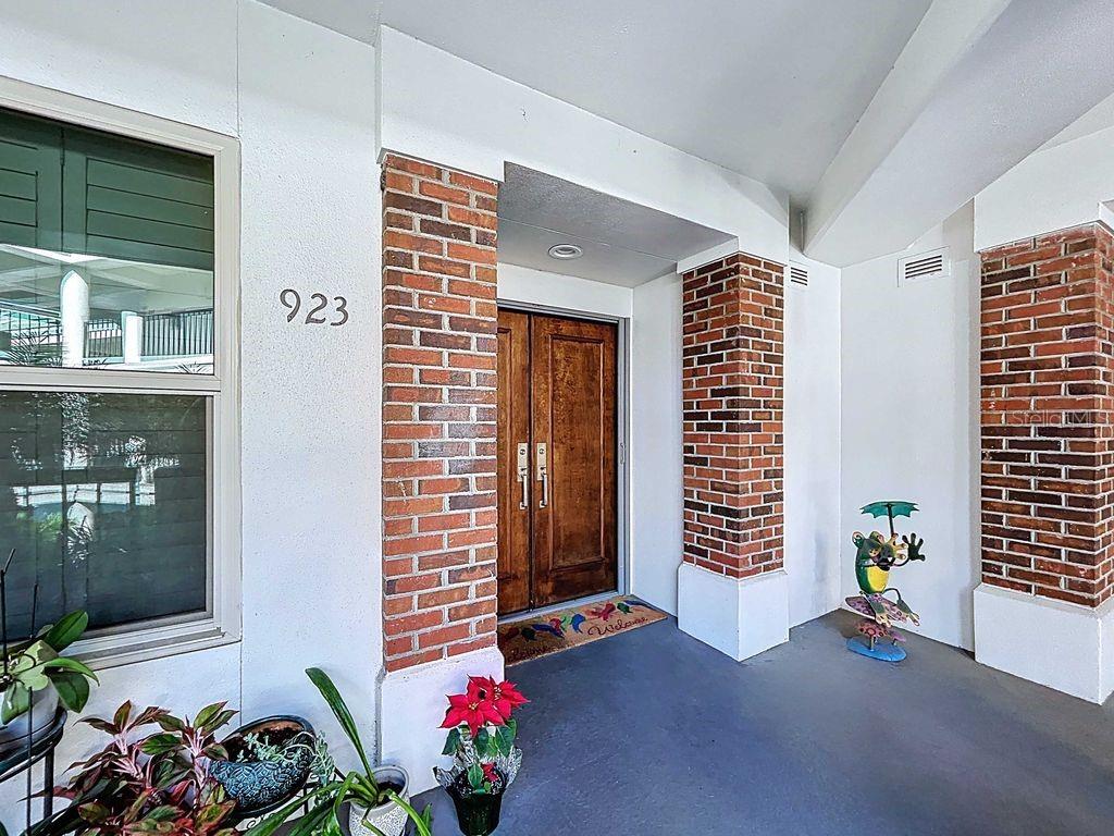 Image 2 of 36 For 923 Seddon Cove Way 923