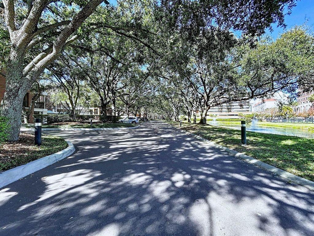 Image 30 of 36 For 923 Seddon Cove Way 923