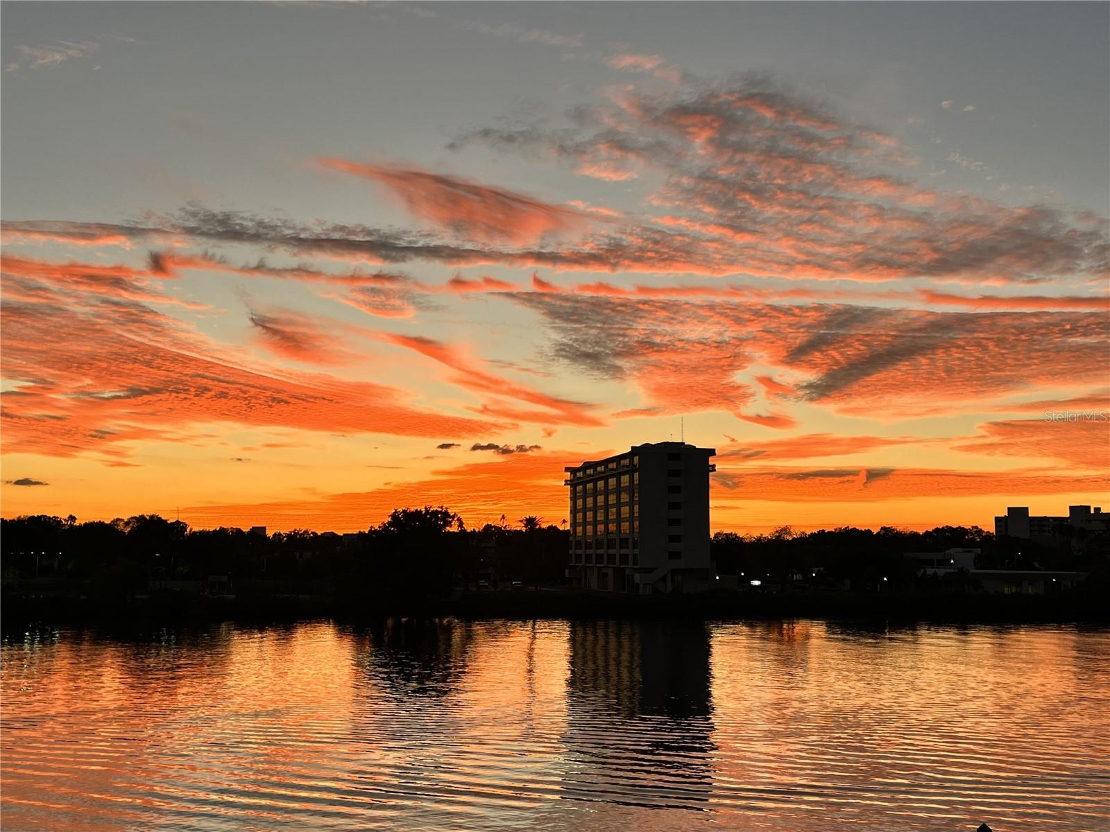 Image 35 of 36 For 923 Seddon Cove Way 923