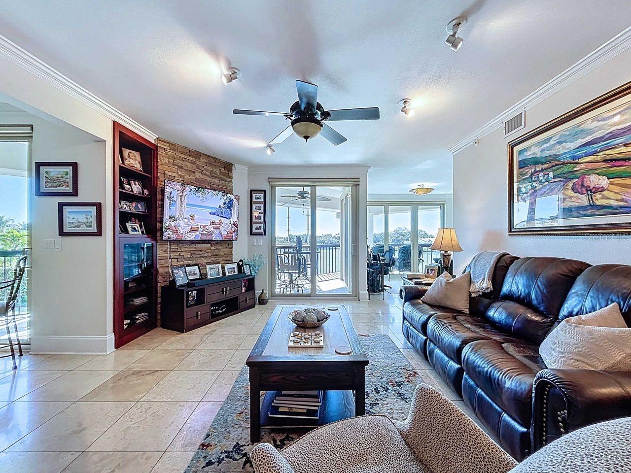 Image 5 of 36 For 923 Seddon Cove Way 923