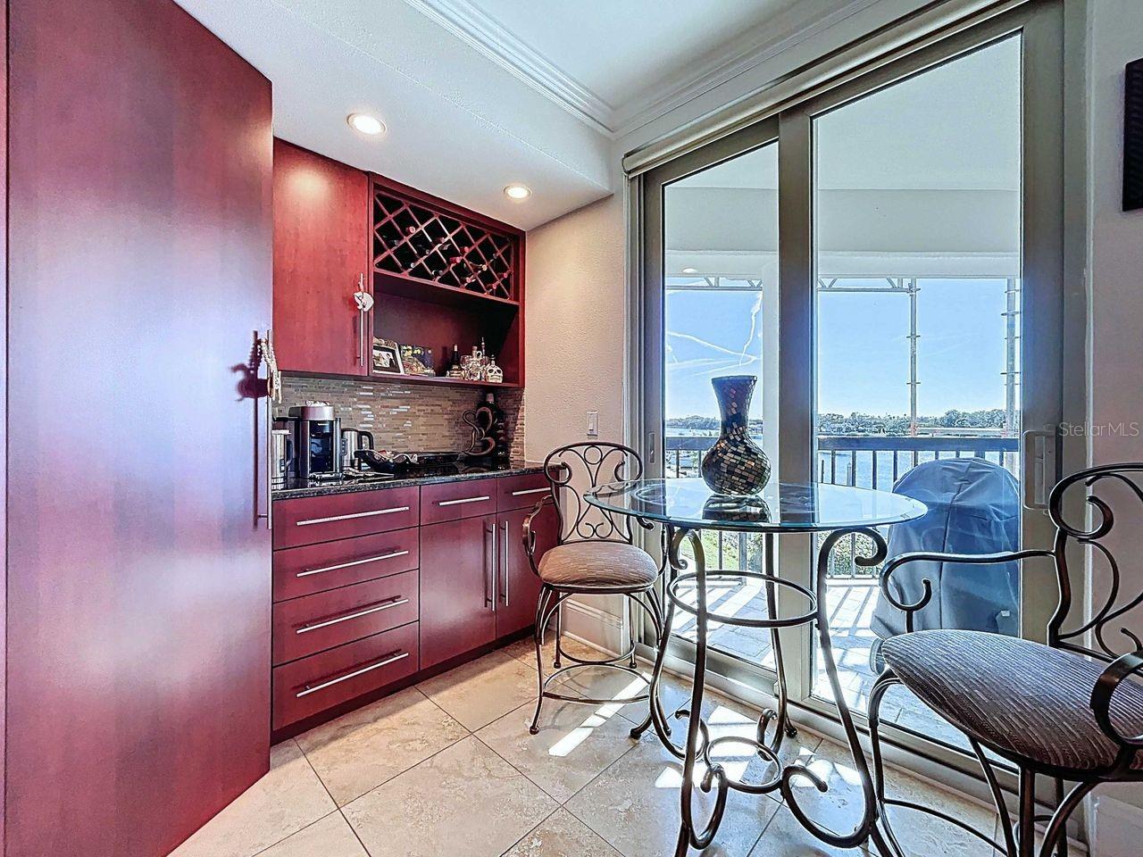 Image 8 of 36 For 923 Seddon Cove Way 923