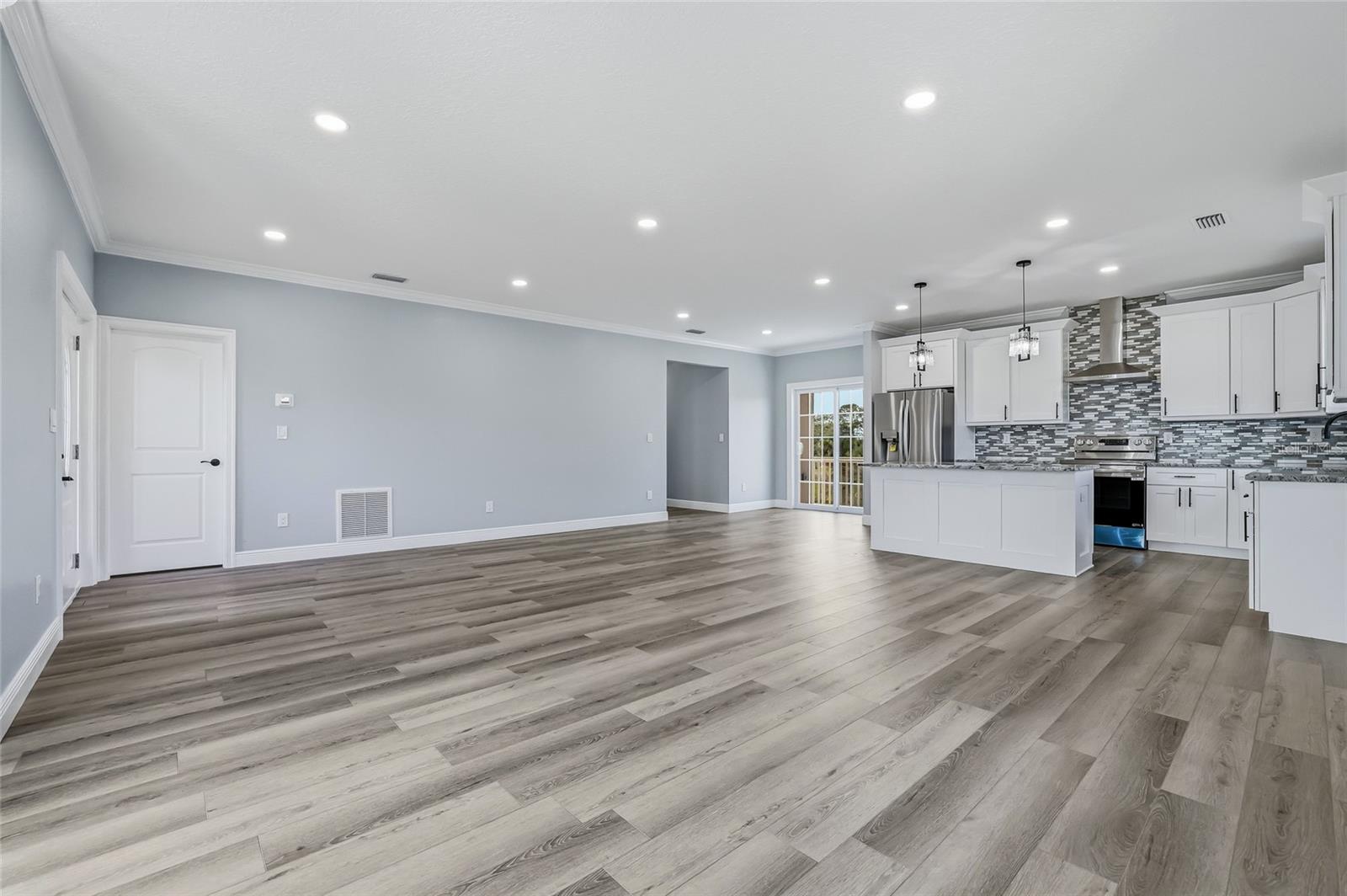 Image 18 of 70 For 1083 Pointe Alexis Drive