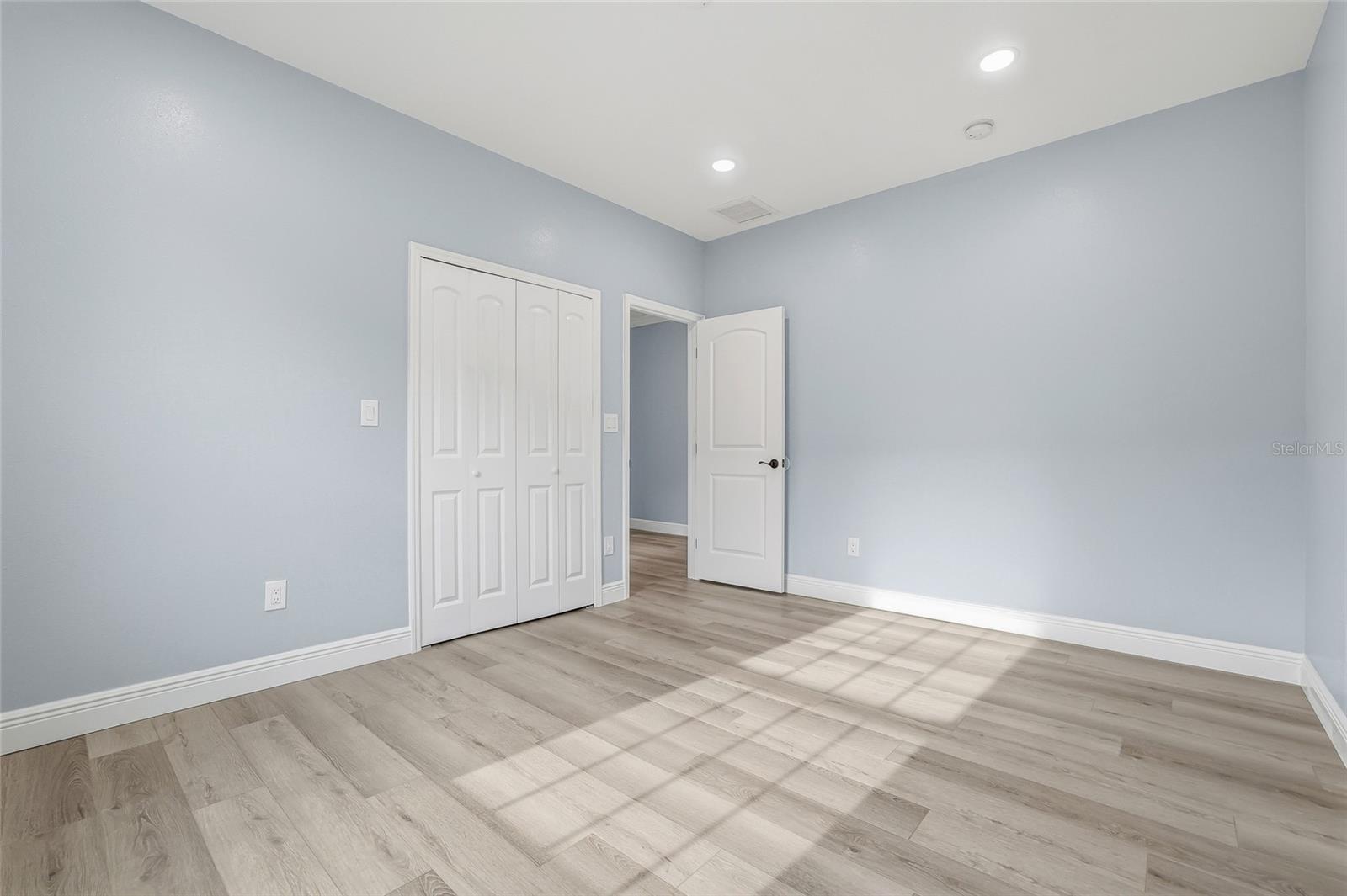 Image 34 of 70 For 1083 Pointe Alexis Drive