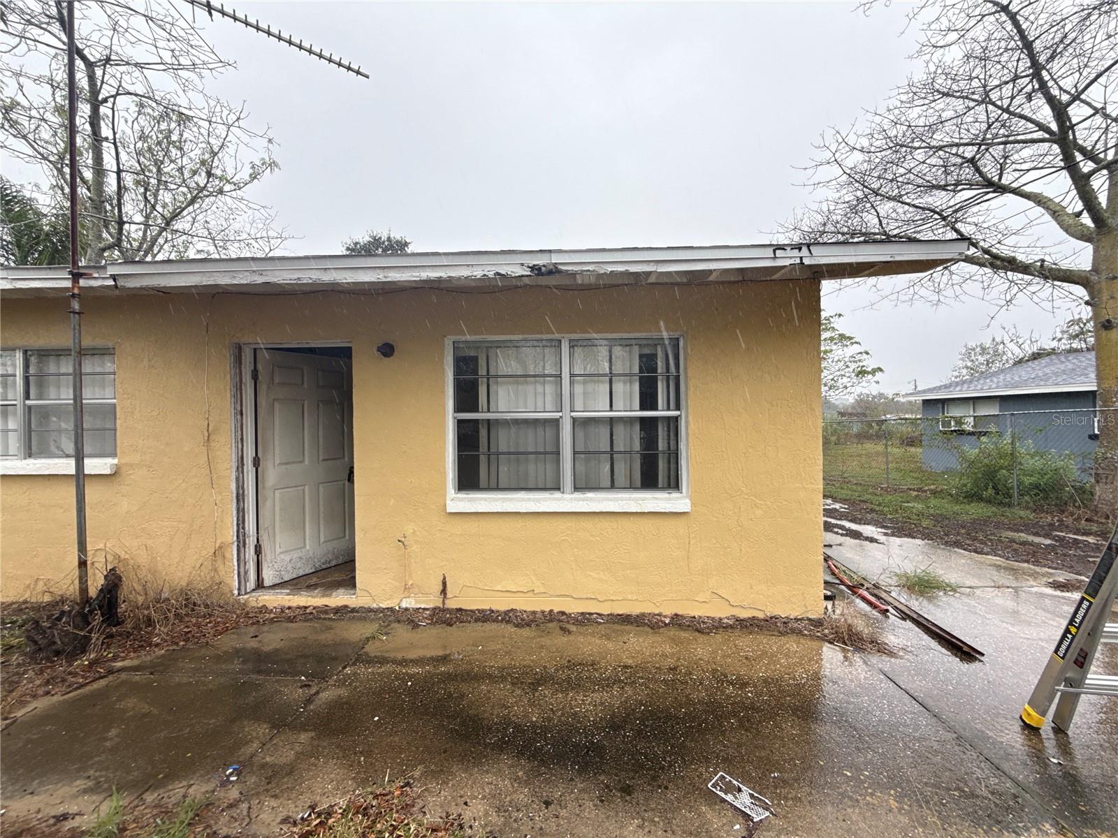 Image 2 of 14 For 931 Lincoln Street