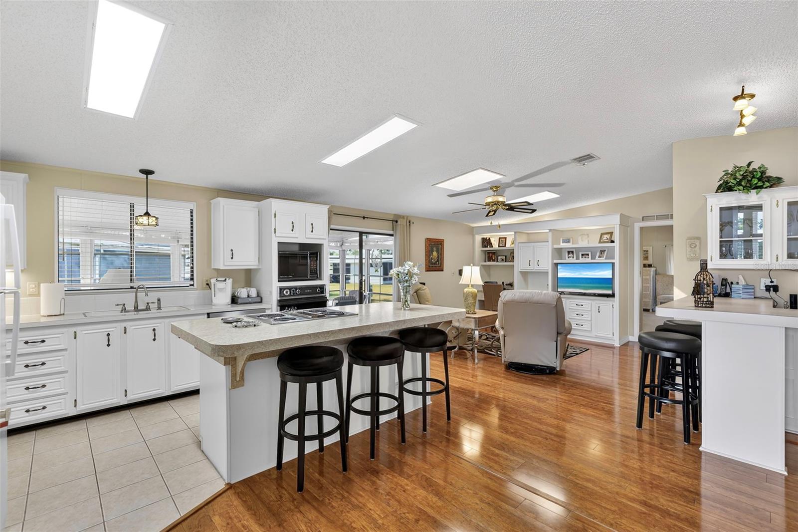 Image 10 of 79 For 240 Hibisco Drive