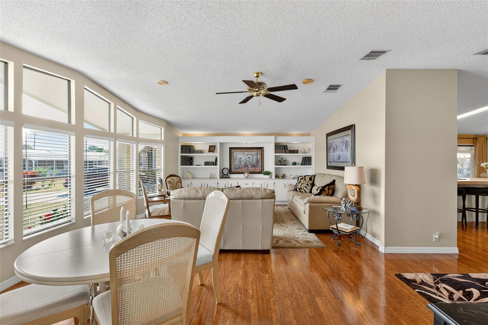 Image 21 of 79 For 240 Hibisco Drive