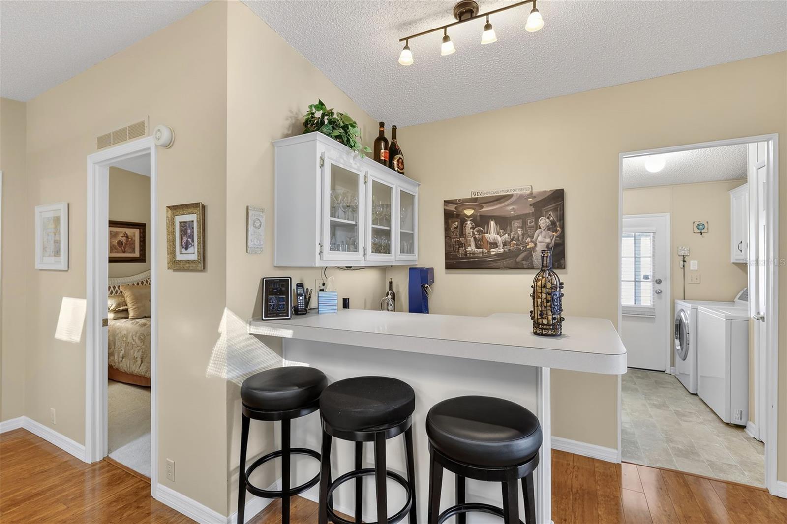 Image 6 of 79 For 240 Hibisco Drive