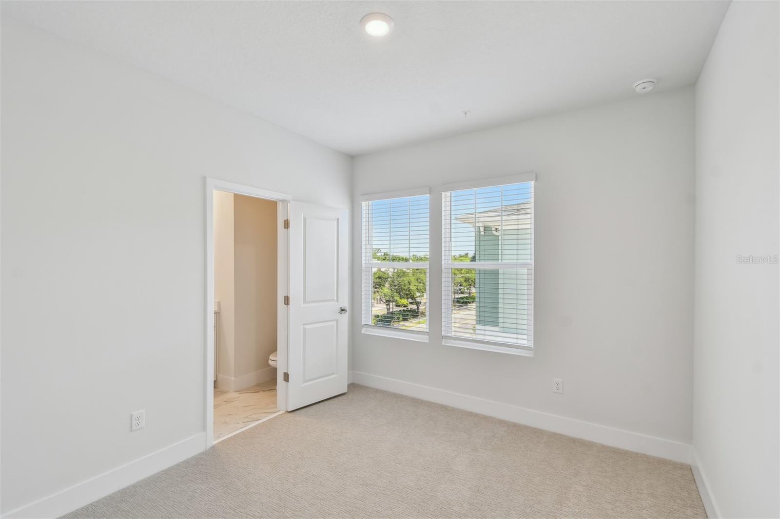 Image 21 of 21 For 498 31st Way N