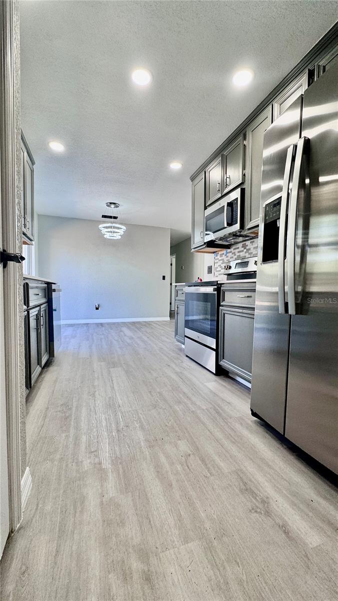 Image 8 of 16 For 27319 Dale Avenue