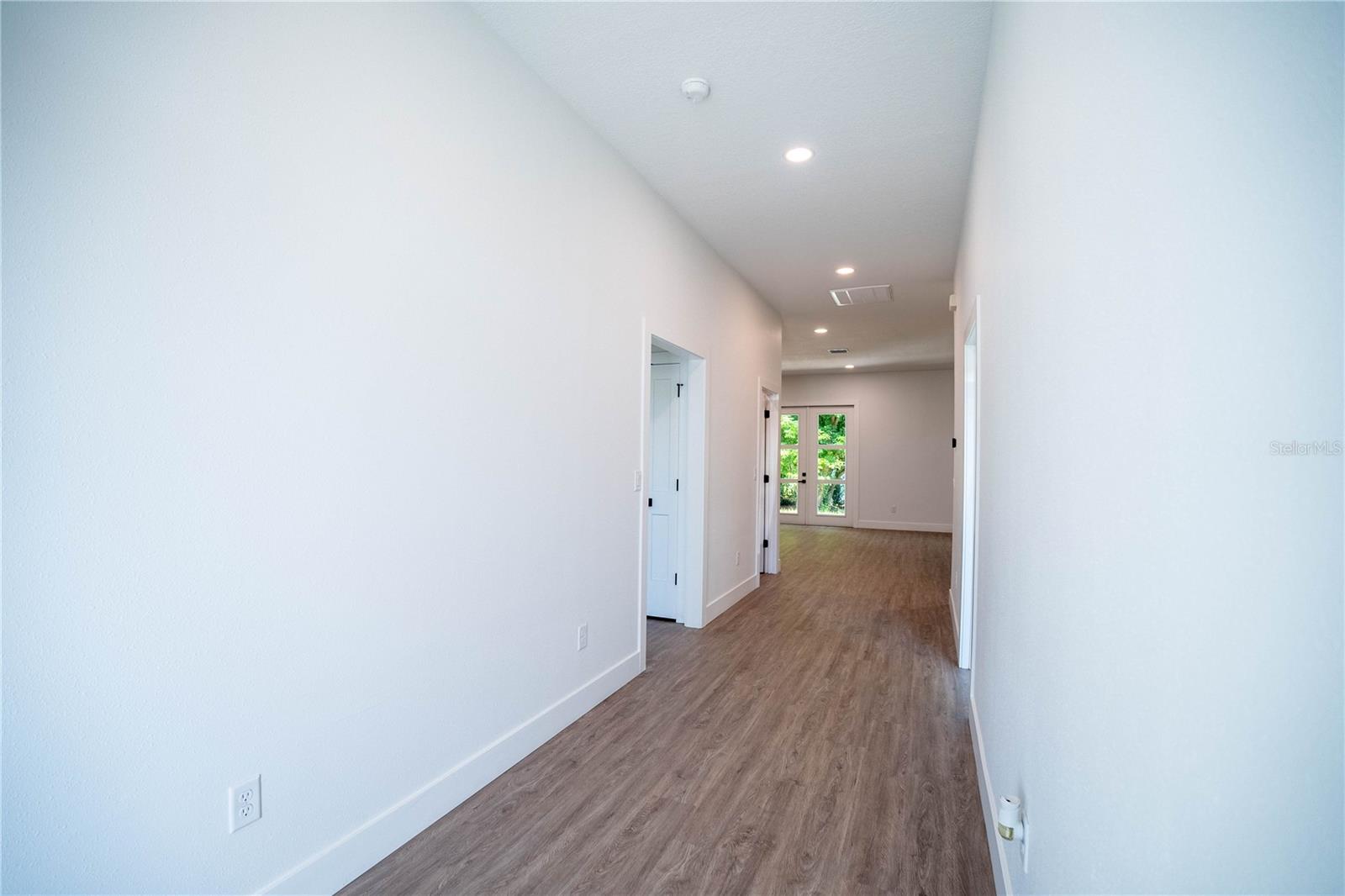 Image 3 of 45 For 1014 21st Avenue