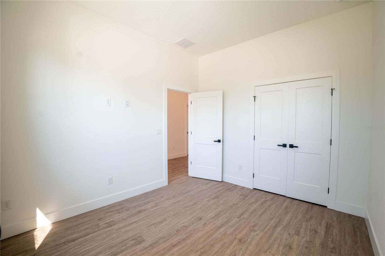 Image 7 of 45 For 1014 21st Avenue