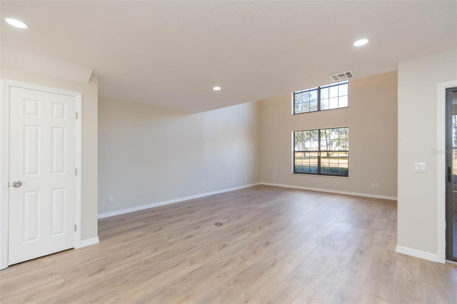 Image 11 of 57 For 6545 Brentwood Drive