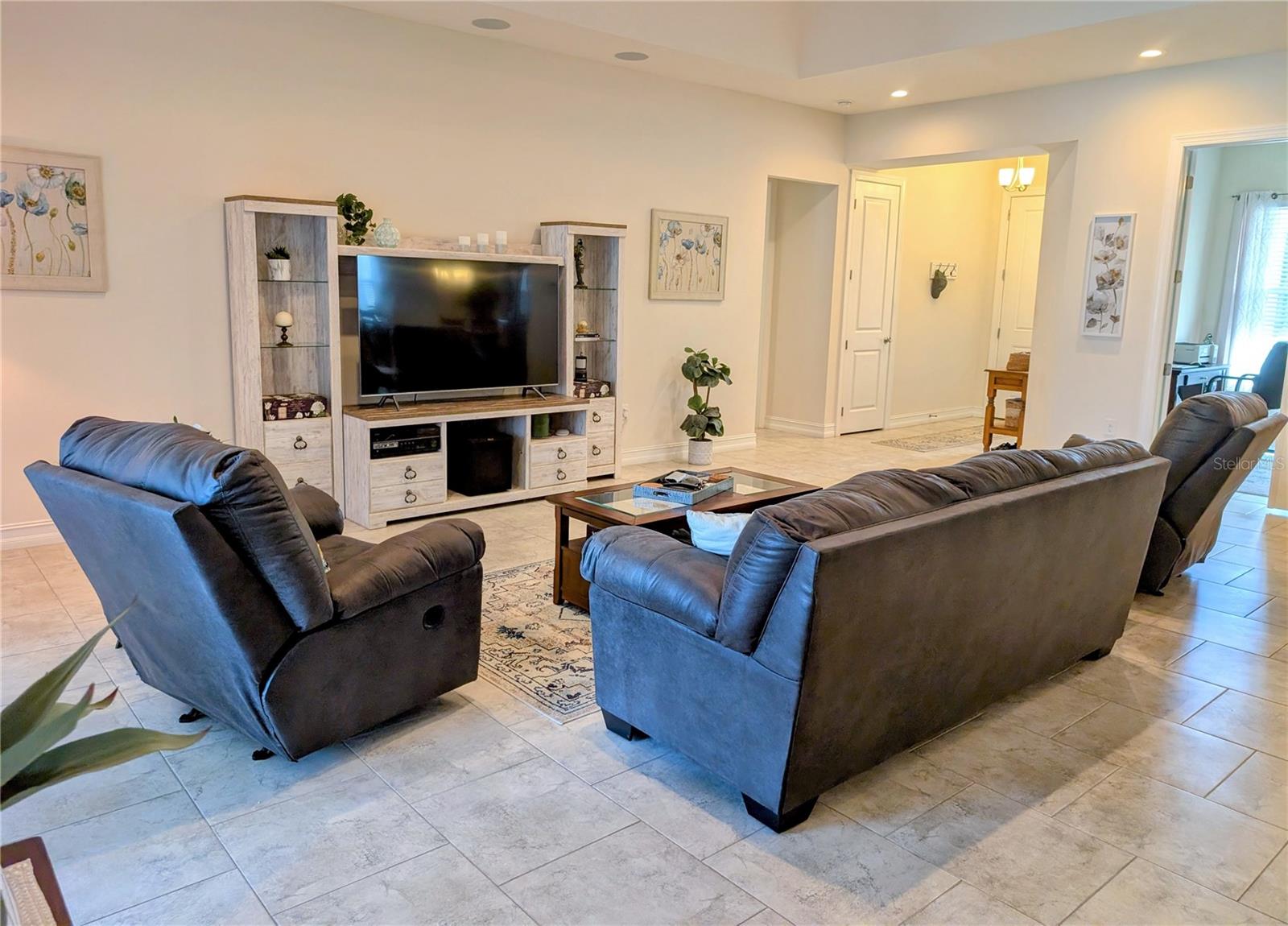 Image 13 of 57 For 2988 Breezy Meadows Drive