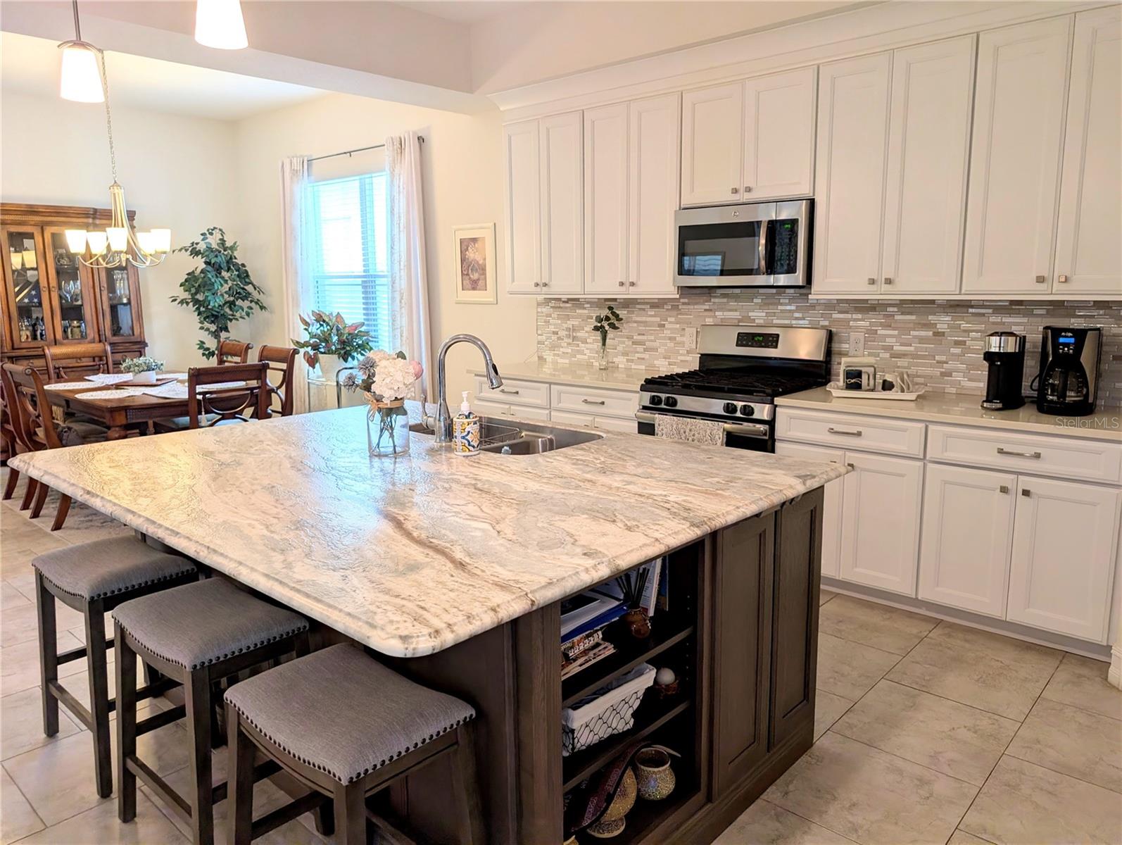 Image 16 of 57 For 2988 Breezy Meadows Drive