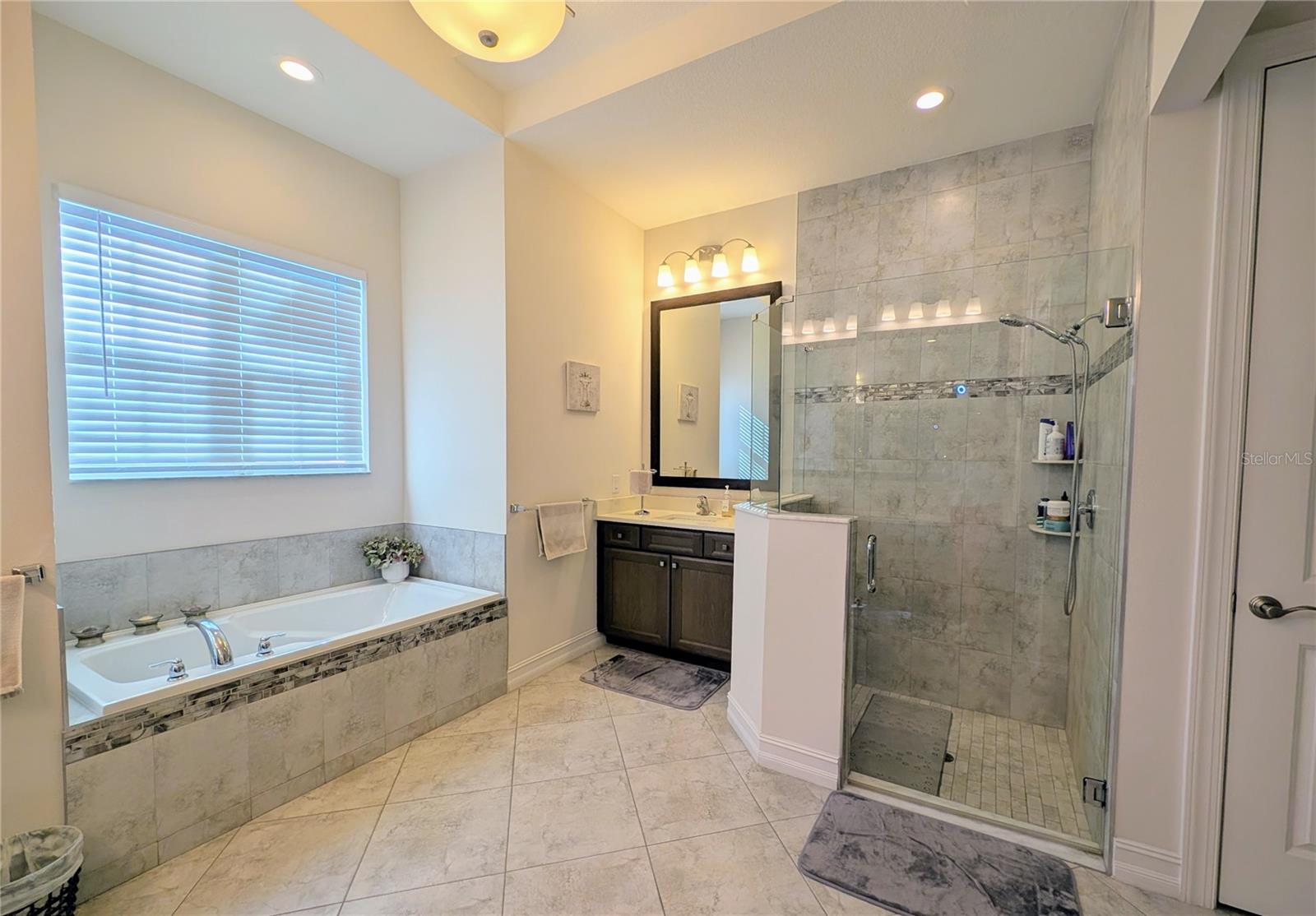 Image 24 of 57 For 2988 Breezy Meadows Drive